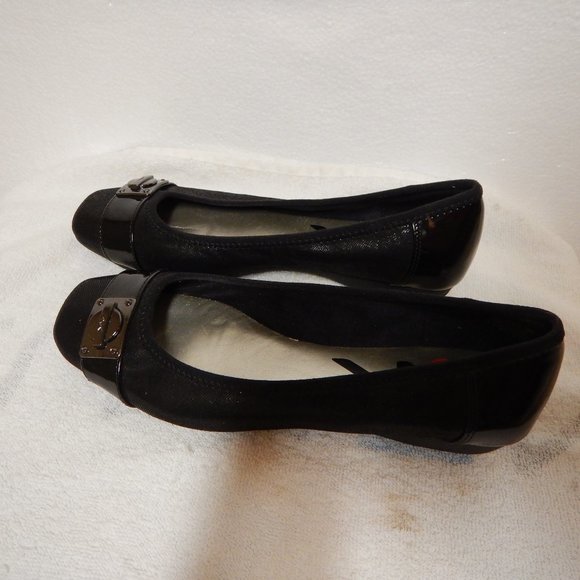 Anne Klein Uplift Flat Size 6M Black - Picture 3 of 7